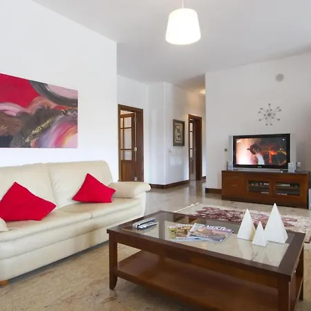 Ruhiges Remedios Mit Panoramablick By Interhome Ferienhaus *